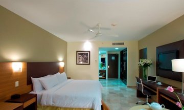 Quarto Hotel Krystal Altitude Vallarta - 
