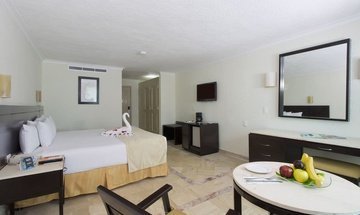 Quarto standard king lua de mel Hotel Krystal Cancún - 
