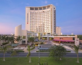 Fachada Hotel Krystal Urban Cancún - 