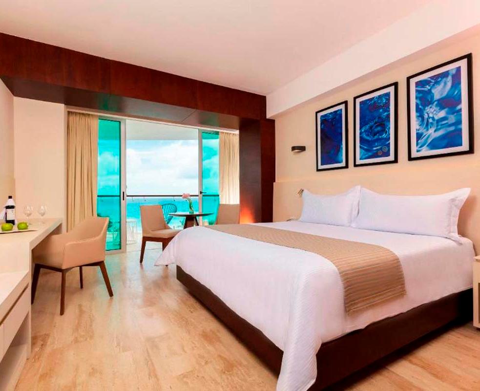 Krystal Grand® Cancún All Inclusive Krystal Grand® Cancún All Inclusive