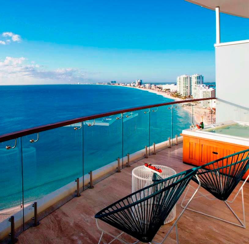 Krystal Grand® Cancún All Inclusive Krystal Grand® Cancún All Inclusive