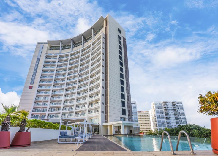   Krystal Urban® Cancún & Beach Club