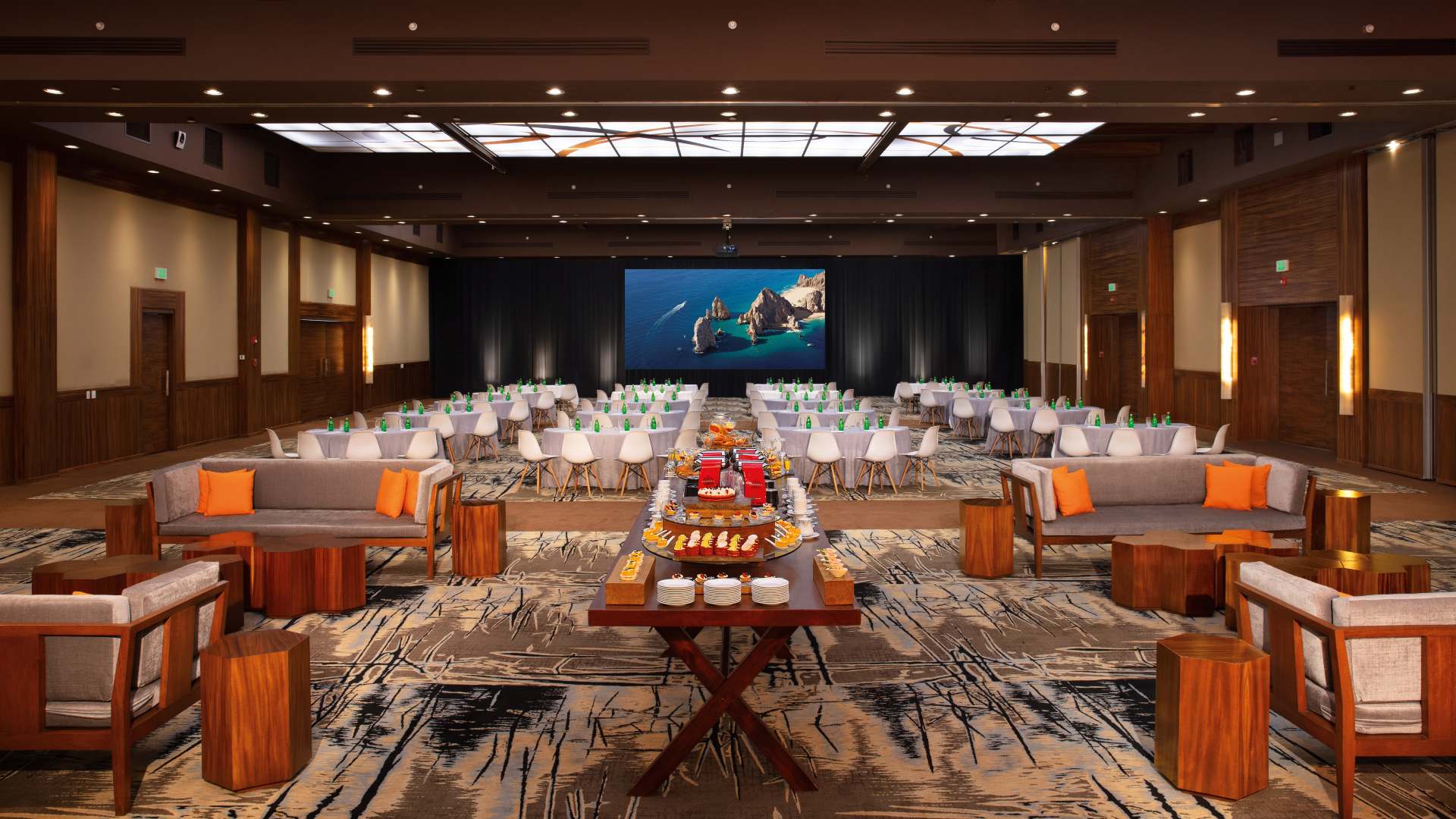 Krystal Hotels & Resorts Krystal Hotels & Resorts