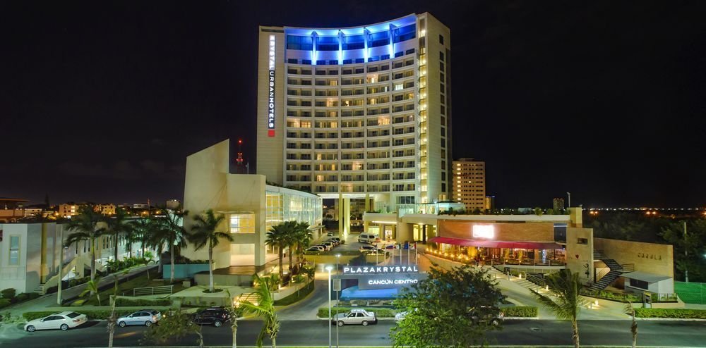 Fachada Hotel Krystal Urban Cancún - 